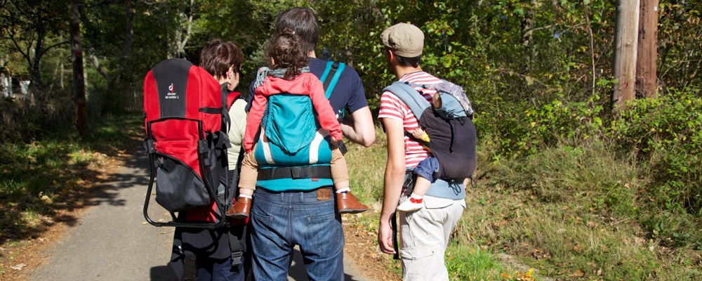 Choisir un porte-bébé de randonnée